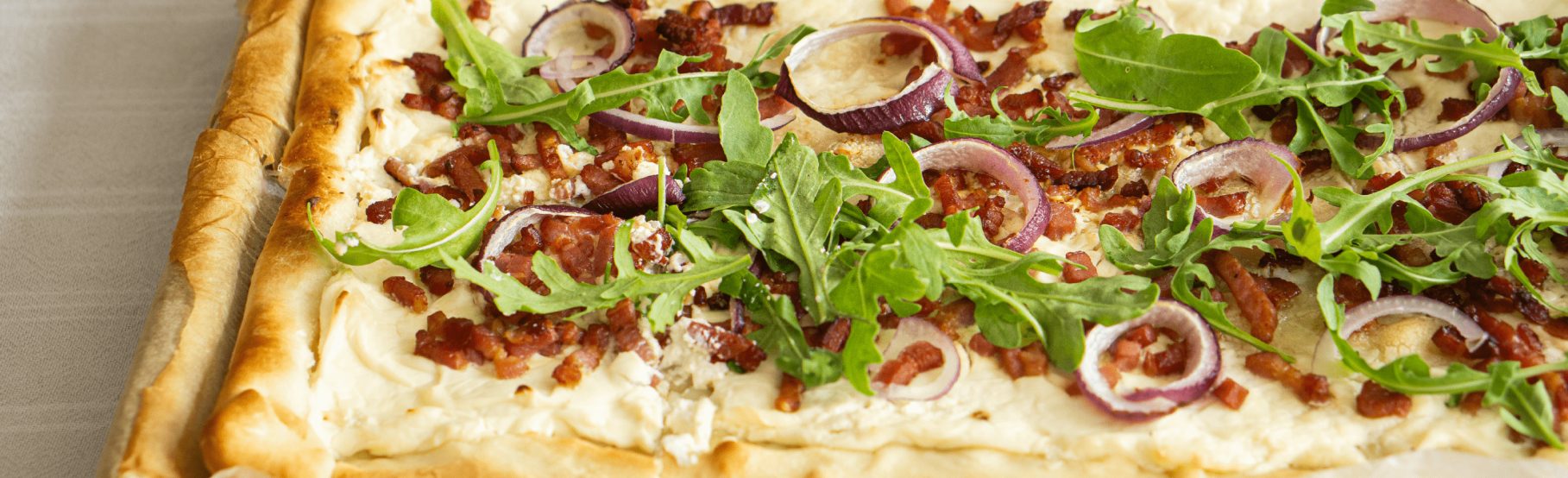 Flammkuchen met ui en spekjes ALDI.nl
